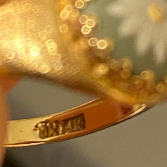 Solid 14 karat gold, green, white and yellow flower Vintage style Wedgwo… - Picture 4 of 14